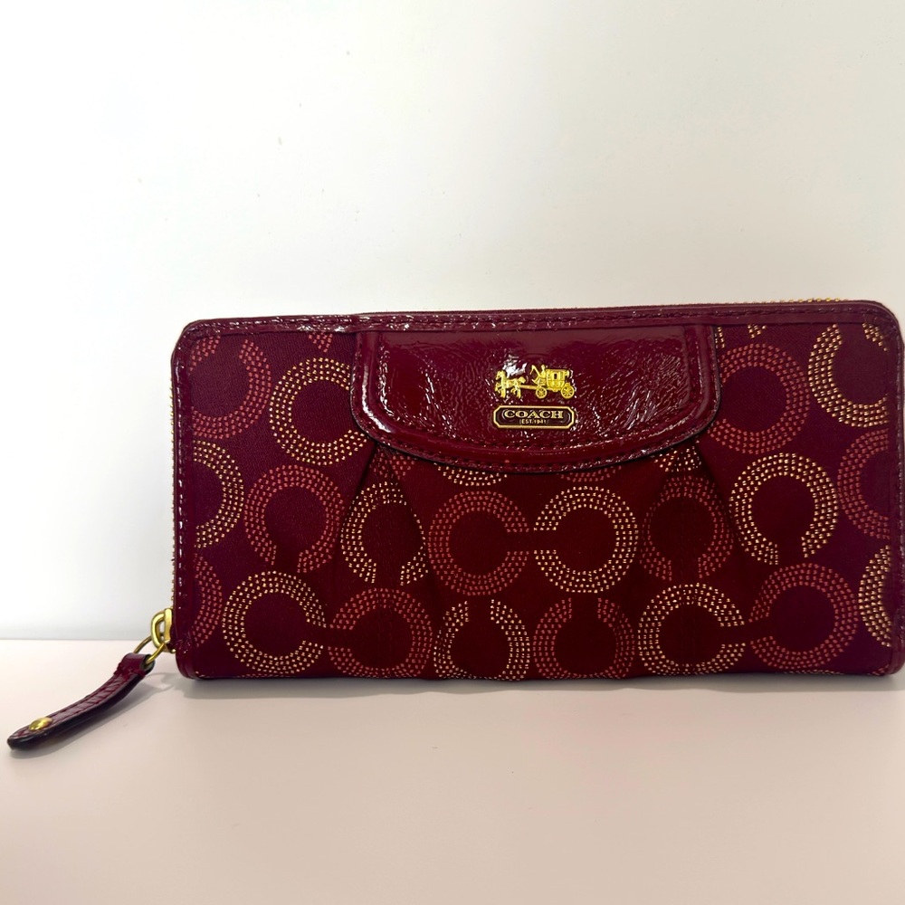 Maroon Coach wallet brand new without tags